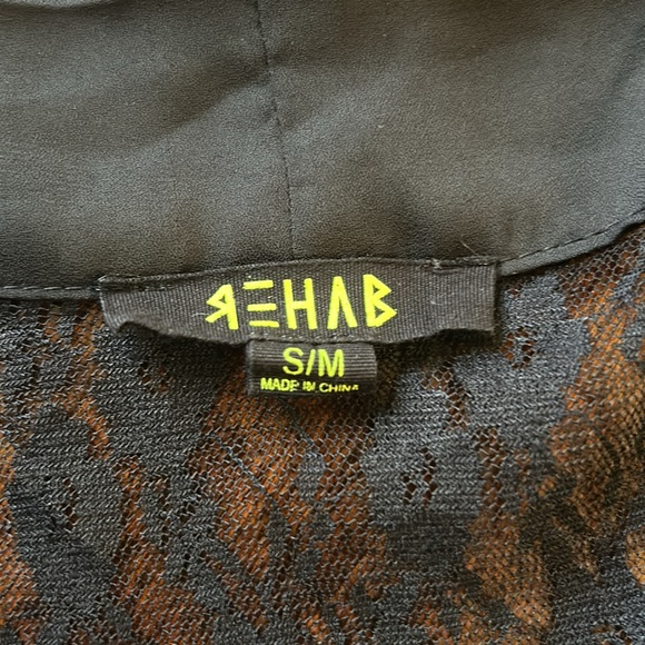 Black duster with beautiful lace - Picture 4 of 5